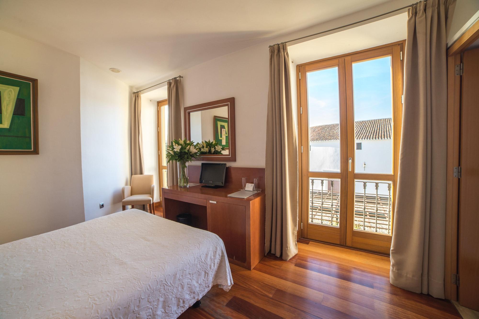 Hotel Acinipo 4*