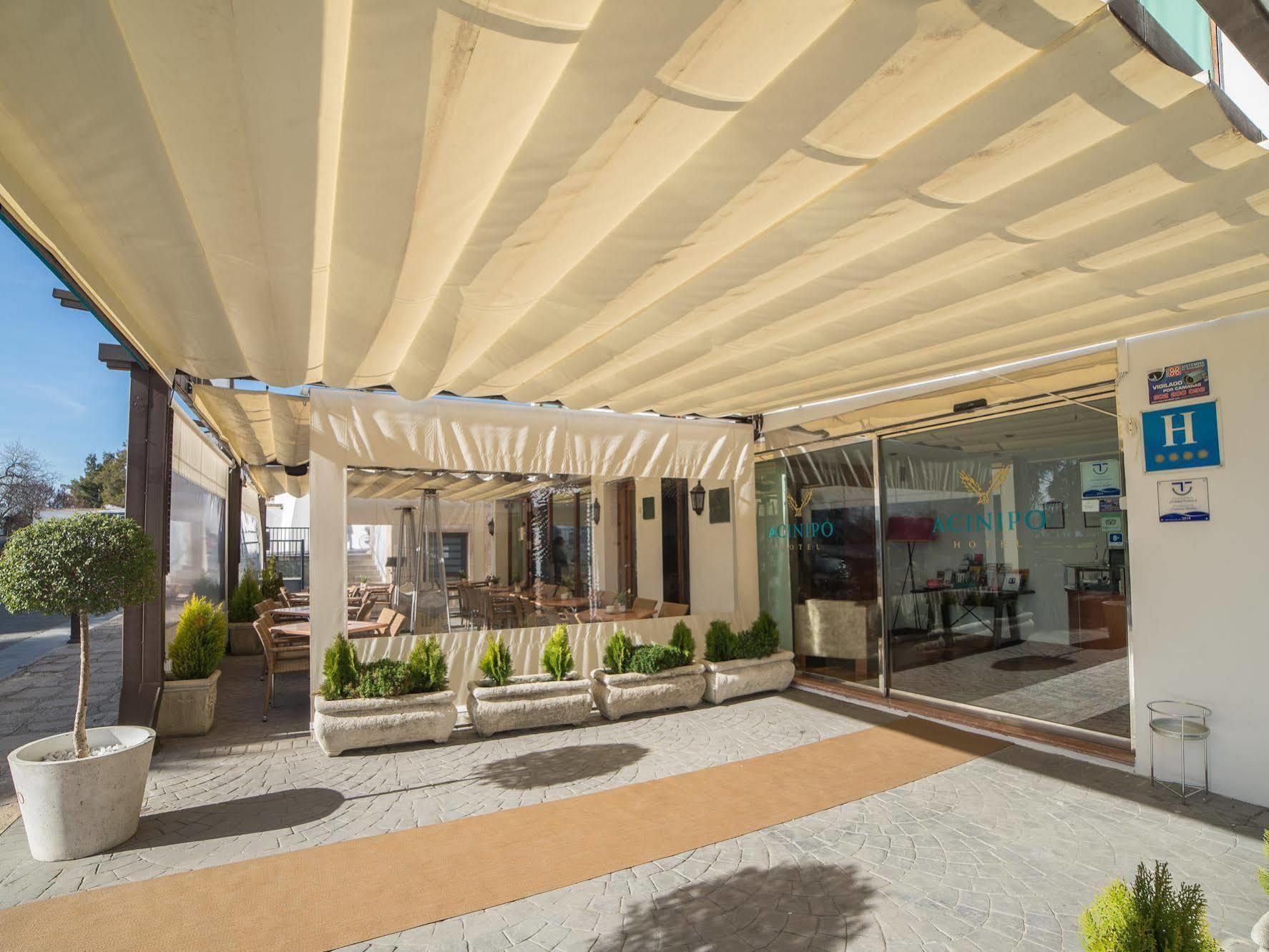 Hotel Acinipo 4*